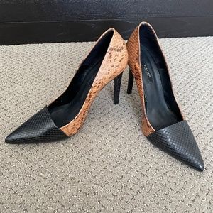 ZARA Animal Print Snakeskin Stiletto Pumps